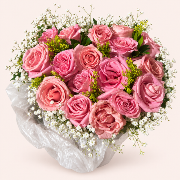 Diseño Romance Ramo Diseño Romance de rosas rosas con flores blancas
